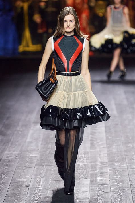 louis vuitton automne hiver 2020|Louis Vuitton ready to wear.